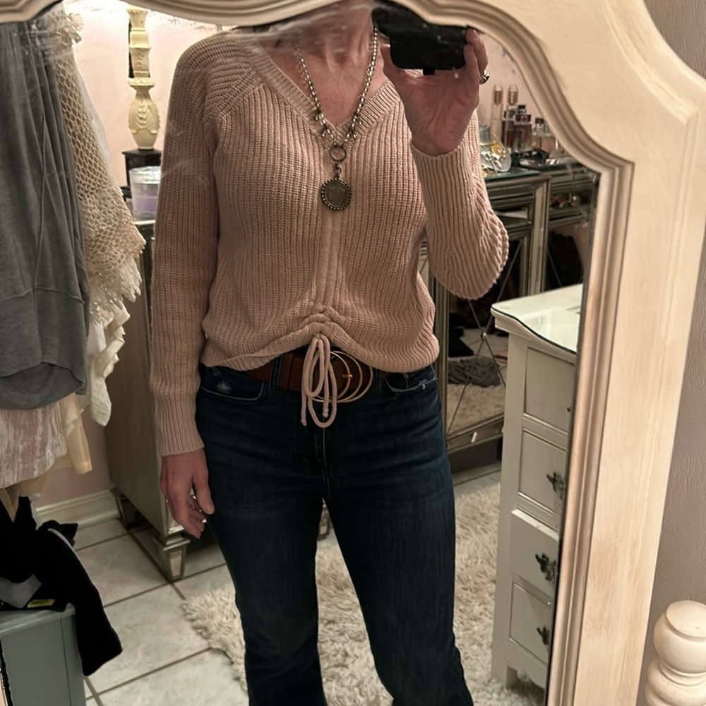Cropped tie sweater